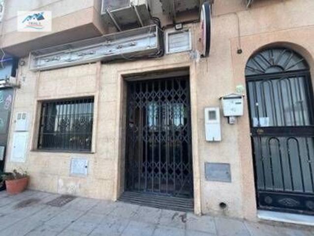 Venta Local Comercial en Huércal de Almería (Almería) photo 0