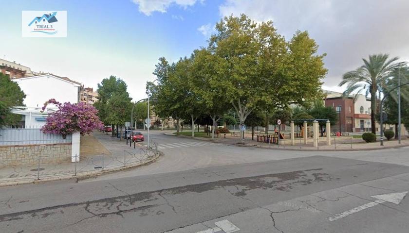 Venta de piso en Andújar , Jaén. photo 0
