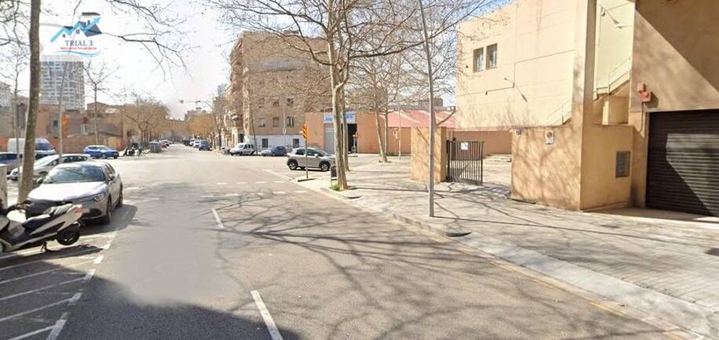 Venta de local comercial en Barcelona. photo 0