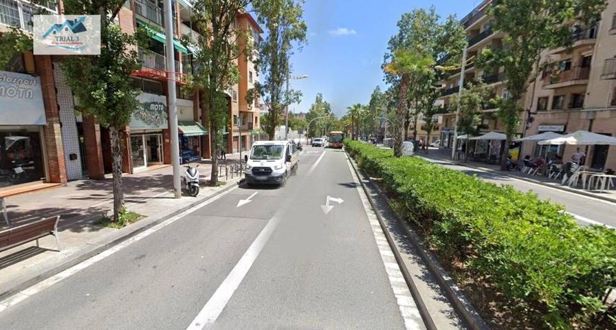 Venta de Local Comercial en Barcelona. photo 0