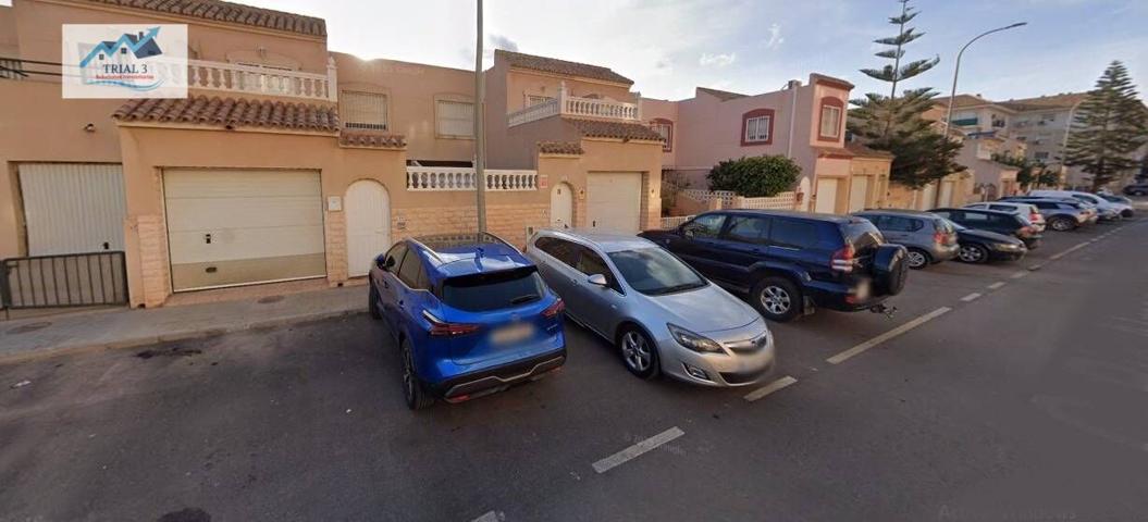 Venta de casa en Huercal de Almería. photo 0