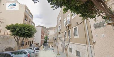 Venta de piso en Almería. photo 0