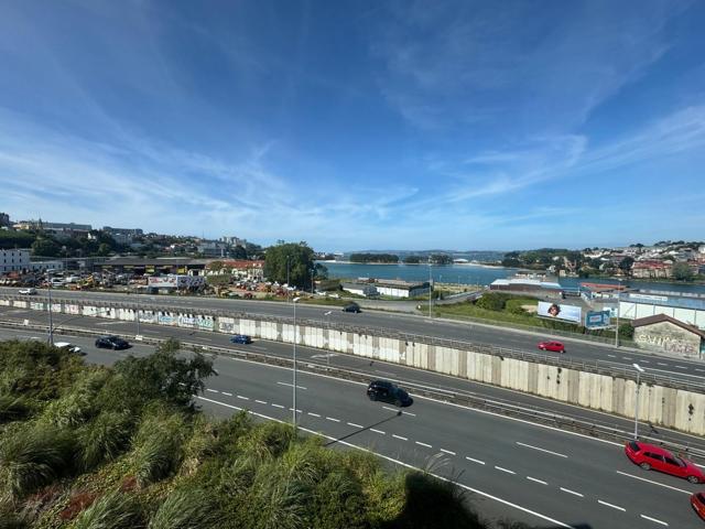 Piso En venta en Eirís, A Coruña photo 0