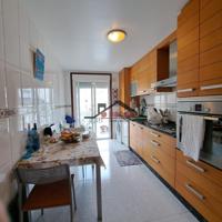 VENTA PISO CALLE ROSALIA DE CASTRO A RUA photo 0