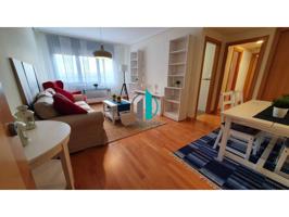 Piso en venta en Lardero photo 0