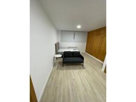 Estudio en alquiler en Castillo-Campodón photo 0