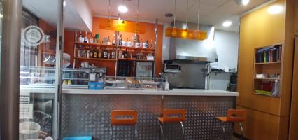 TRASPASO !!!!!!! Bar Cafeteria con terraza y licencias photo 0