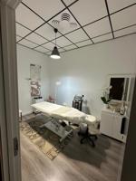 CABINA DE ESTETICA EN ALQUILER photo 0