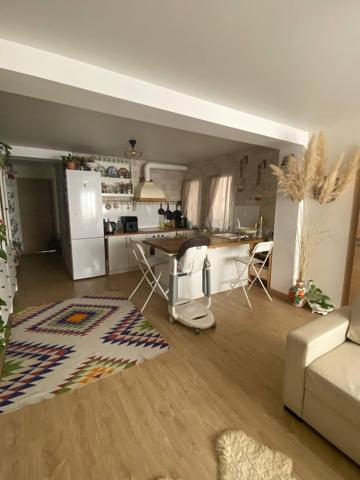 VIVIENDA REFORMADA, IDEAL PARA VIVIR A 15 MINUTOS DE LA PLAZA DE ESPAÑA... photo 0