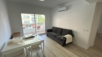 Magnífico Piso Exterior Reformado a Estrenar en el Corazón de la Ciudad photo 0