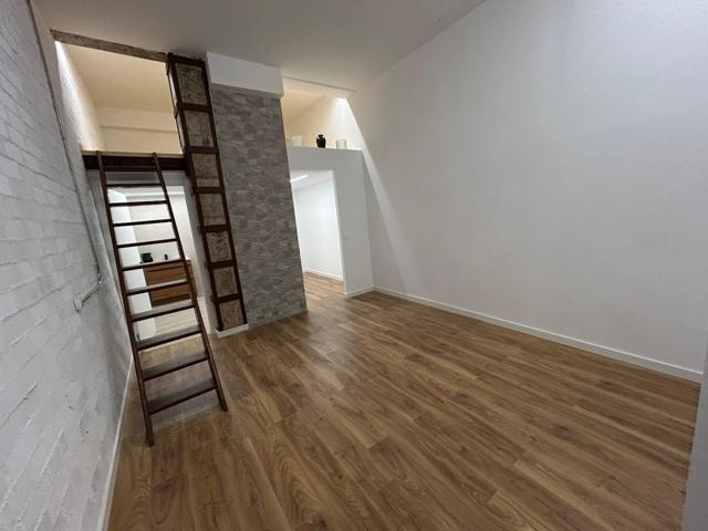 LOCAL CON REFORMA DE DISEÑO A ESTRENAR photo 0