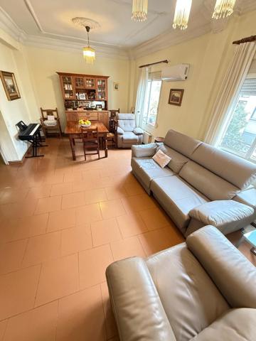 OPORTUNIDAD...VIVIENDA EN PLENA ZONA PETXINA-JUAN LLORENS..A 100 METROS RIO TURIA. photo 0