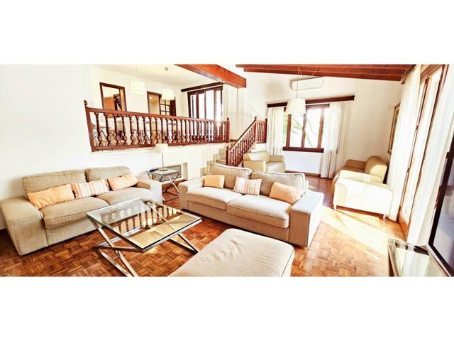 Venta de un exclusivo Chalet Unifamiliar en Son Verí - Llucmajor photo 0