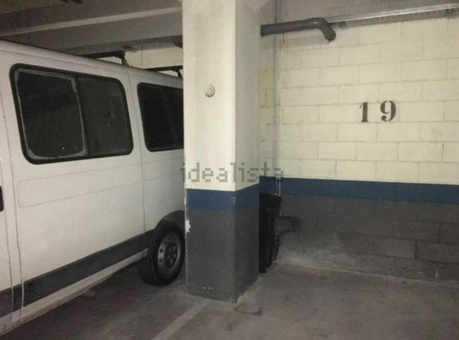VENTA DE PLAZAS DE GARAJE EN VILLAVERDE ALTO photo 0