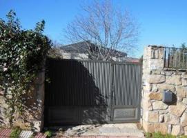 VIVIENDA EN VENTA EN BECERRIL DE LA SIERRA photo 0