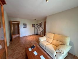 VIVIENDA EN TORREMOCHA (CÁCERES) photo 0