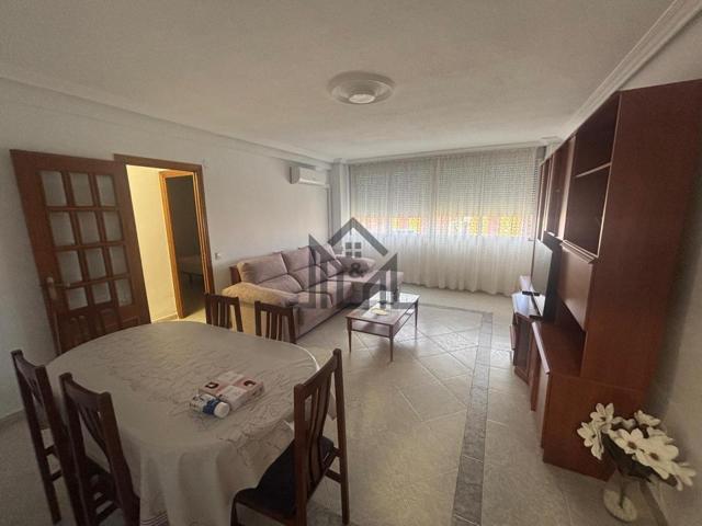 VIVIENDA EN ALQUILER EN AVENIDA DE LA HISPANIDAD photo 0