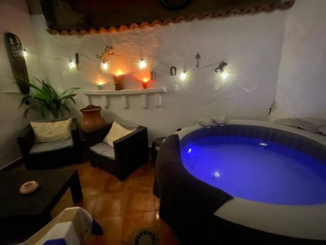 Precioso chalet reformado a estrenar a 15 minutos de Móstoles!! photo 0