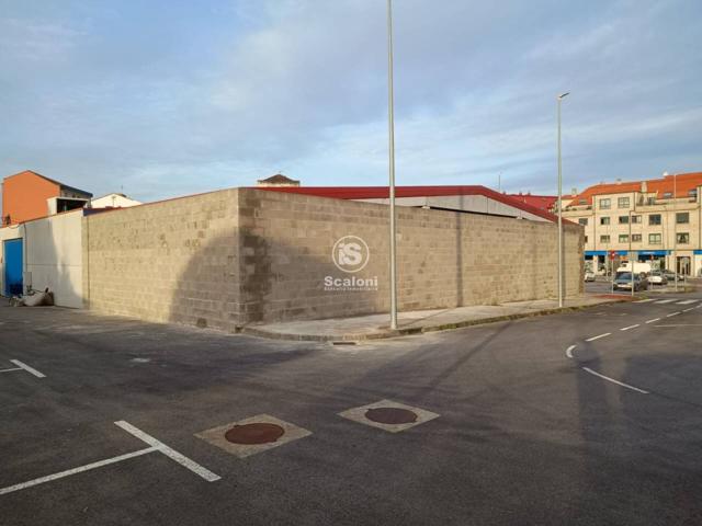 ALQUILER DE NAVE EN VILAGARCÍA DE AROUSA photo 0