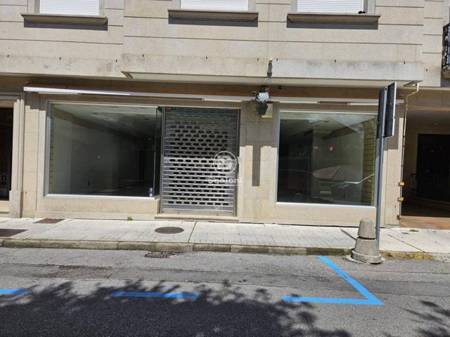 ¡Gran oportunidad local comercial en Cambados! photo 0