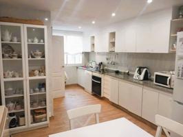 Venta de piso en Cambados photo 0
