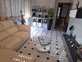 Venta de chalet en Cambados photo 0