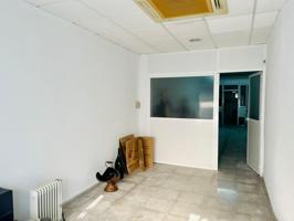LOCAL COMERCIAL EN VENTA photo 0