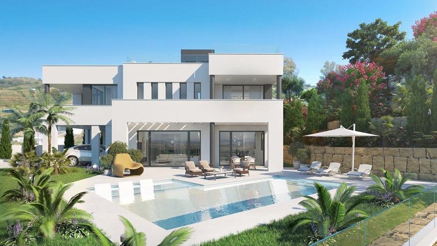 Villa en Primera Línea de Golf en Venta en Calahonda, Mijas photo 0