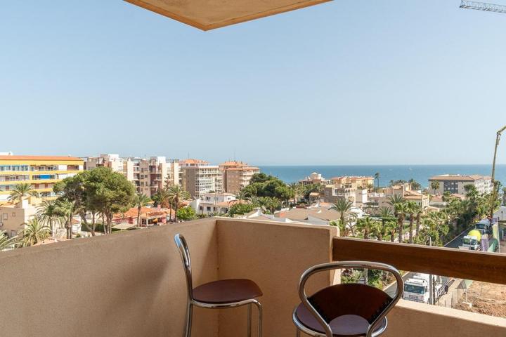 APARTAMENTO DE LUJO CON GARAJE CERCA DEL MAR EN LA ENTRADA DE TORREVIEJA photo 0