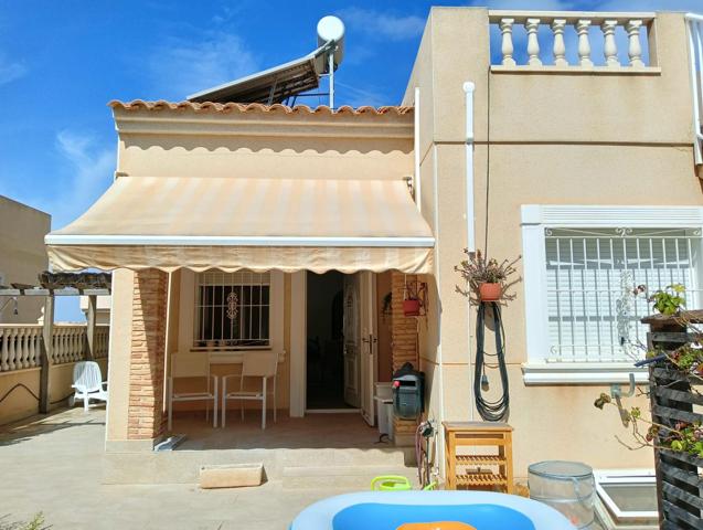 Casa tipo dúplex con vistas al mar en La Mata, Guardamar del Segura photo 0