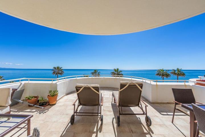 Dúplex En venta en Costa Del Sol, Estepona photo 0