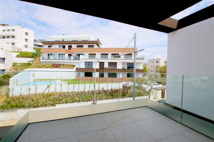  Ático En venta en Costa Del Sol, Estepona photo 0