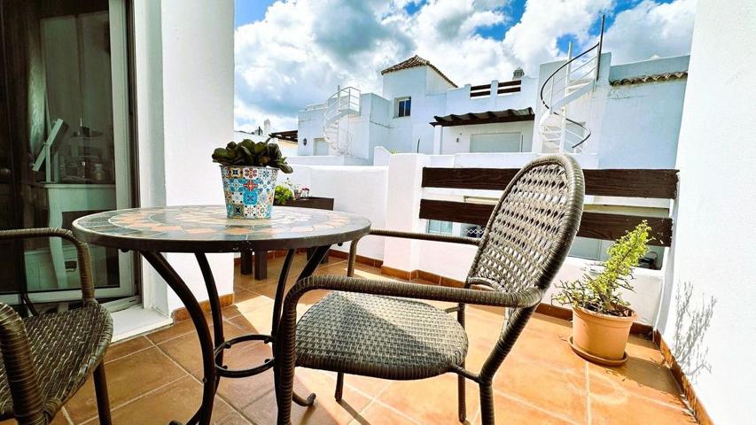  Ático En venta en Costa Del Sol, Estepona photo 0