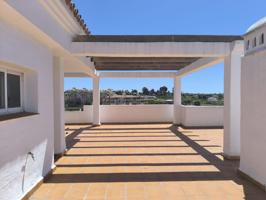 ático dúplex con gran terraza en Selwo photo 0