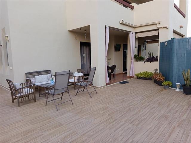 Espectacular Apartamento con gran patio en Selwo photo 0