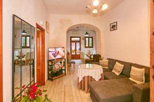 Ocasión!!!!!Casa de pueblo en Manacor, reformada con 5 hab. 2 baños y patio de 40m2 photo 0