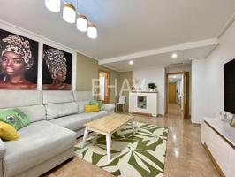 Piso en venta en el centro de Alicante photo 0