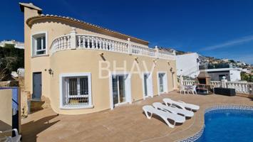 Se vende espectacular villa con vistas en una zona pintoresca cerca de Moraira photo 0