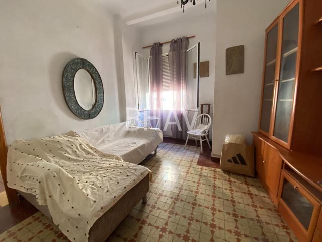 🏠 Oportunidad en El Pla, junto a la Plaza de Pío XII photo 0