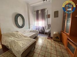 🏠 Oportunidad en El Pla, junto a la Plaza de Pío XII photo 0