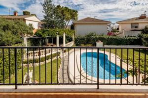 Tu casa con piscina privada photo 0