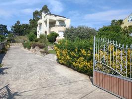 ESPECTACULAR VIVIENDA CON TERRENO photo 0