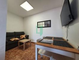 PISO ALQUILADO POR HABITACIONES EN TORRENT photo 0