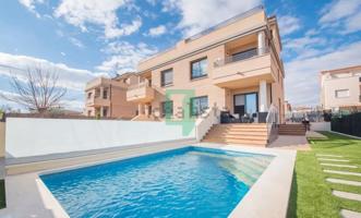 CHALET EN VENTA EN SALOU photo 0