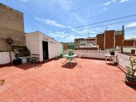 Casa de 4 plantas Metro Artigues Badalona. photo 0