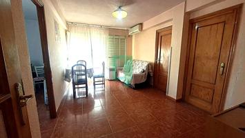 Piso en venta en Talavera de la Reina de 68 m2 photo 0