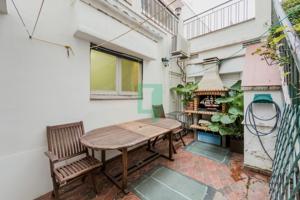 Vivienda con patio, sótano y garaje Casagemes photo 0