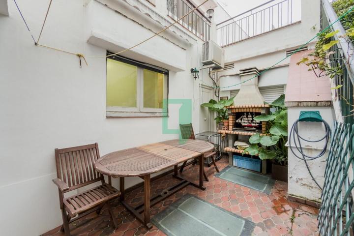 Vivienda con patio, sótano y garaje Casagemes photo 0