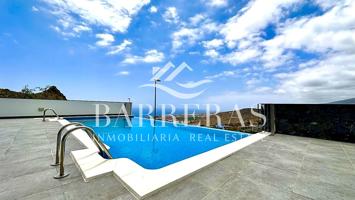 Villa con vistas al mar photo 0