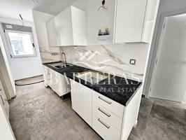 Piso en venta en Los Abrigos de 86 m2 photo 0